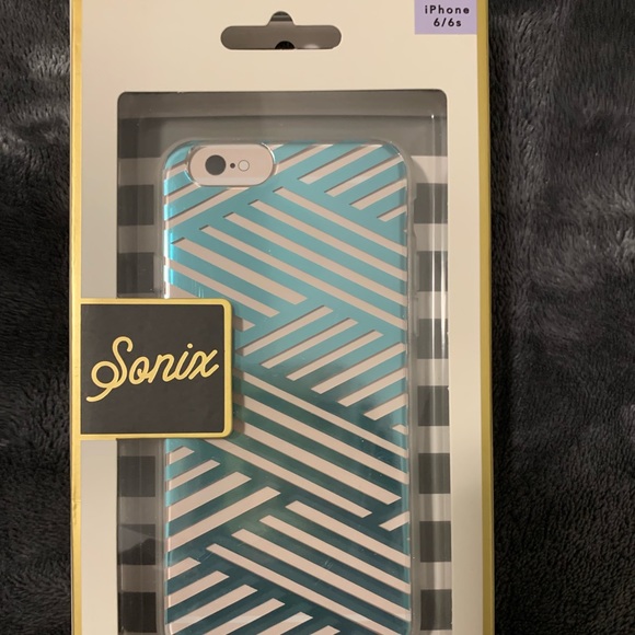 Sonix Teal Criss Cross IPhone 6/7/8 Case - Picture 1 of 1